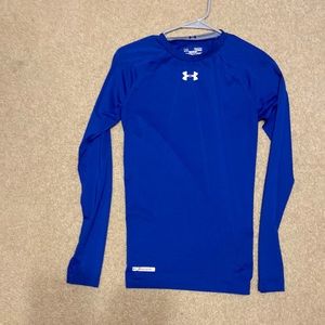 Men’s Under Armour headgear compression shirt